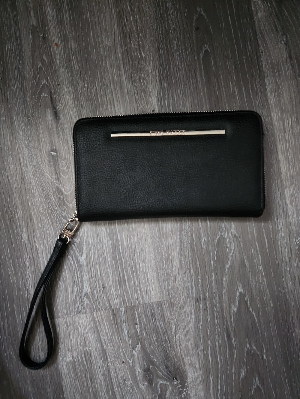 Steve Madden Vegan Leather Wristlet